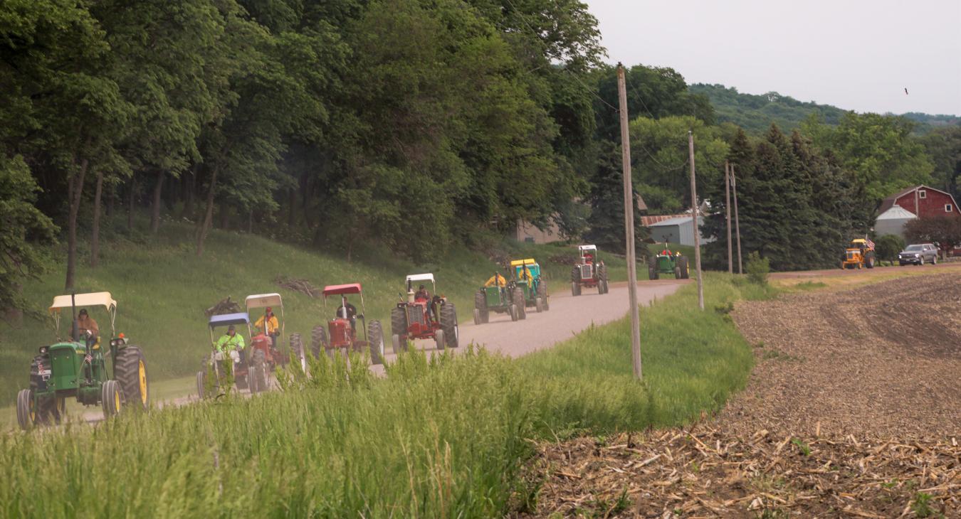 Tractor relay